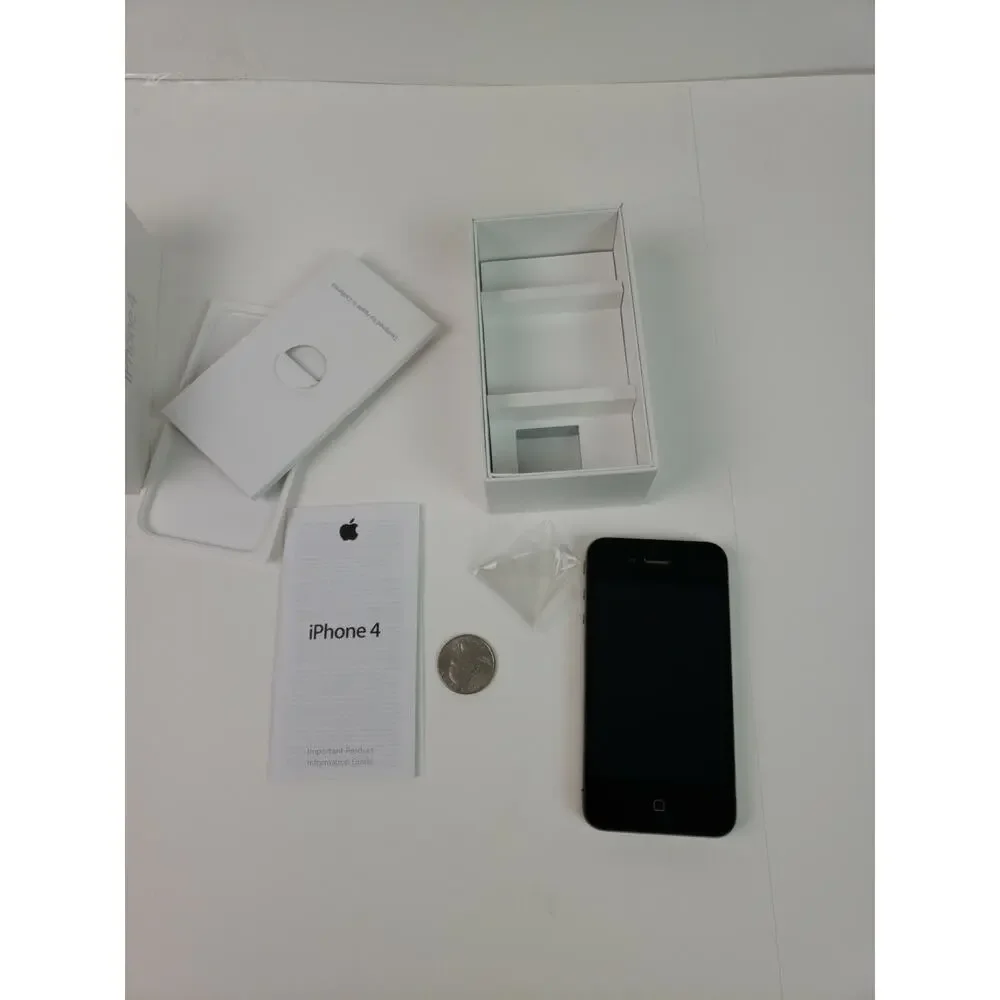 Apple iPhone 4,16GB Black and Silver AT&T (A1332) For Parts